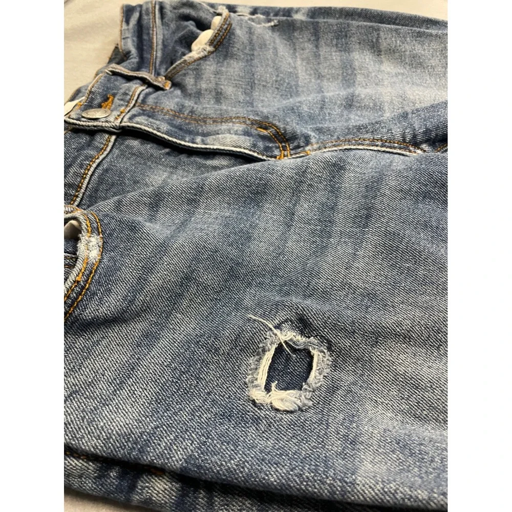 LOFT‎ Modern Straight Leg Distressed Jeans Medium Wash Raw Hem Size 6 28(26)